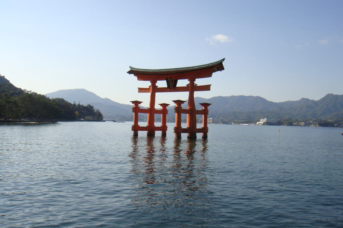 厳島神社